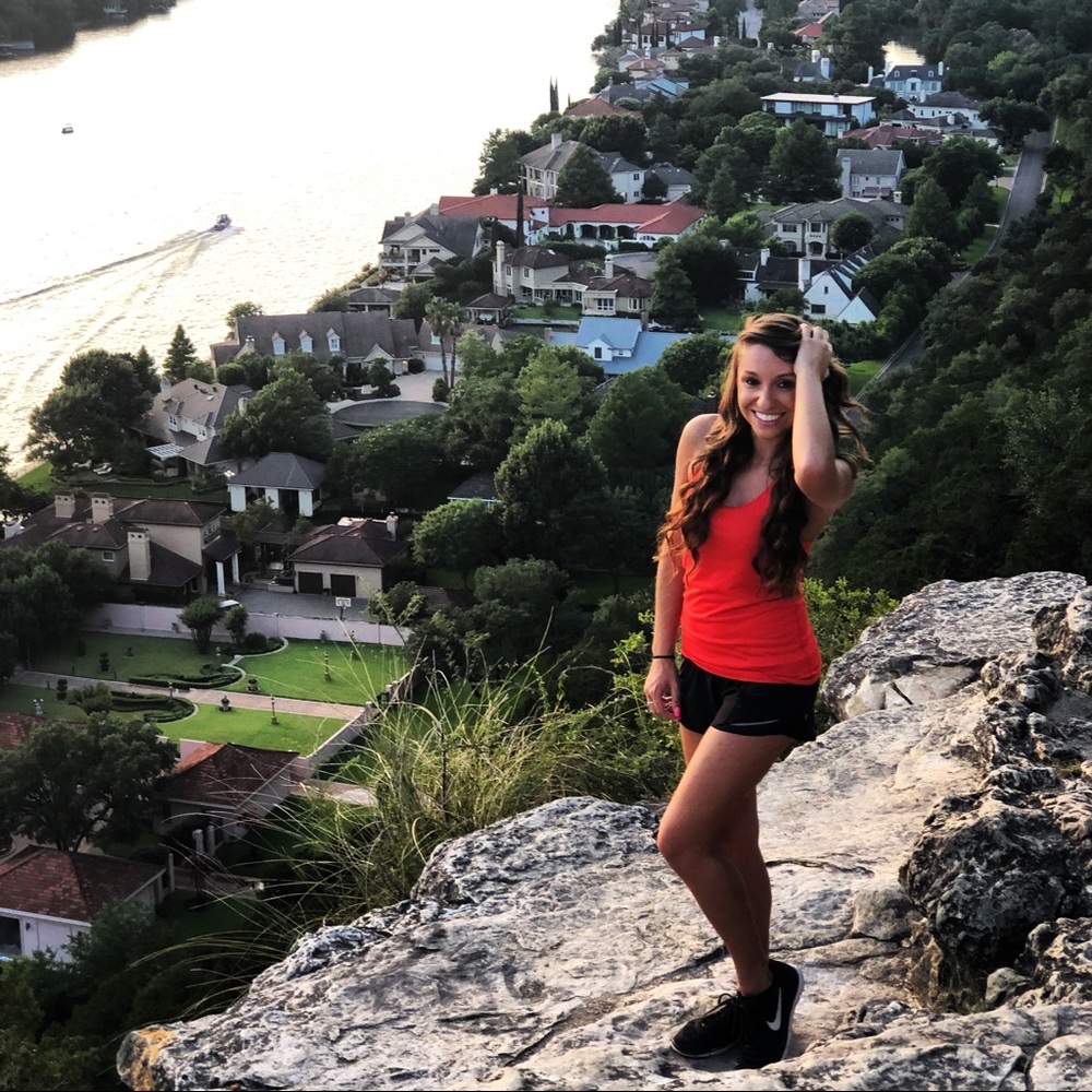 Meet your Posher, Brittany